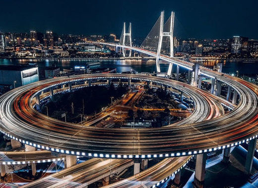 城市化进程加快成为智慧城市数字化转型的驱动力(图1)
