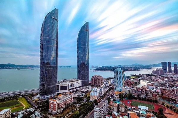 2020年中国营商环境评估结果单项标杆城市名单出炉，厦门“跨境贸易”排名全国第四！(图1)