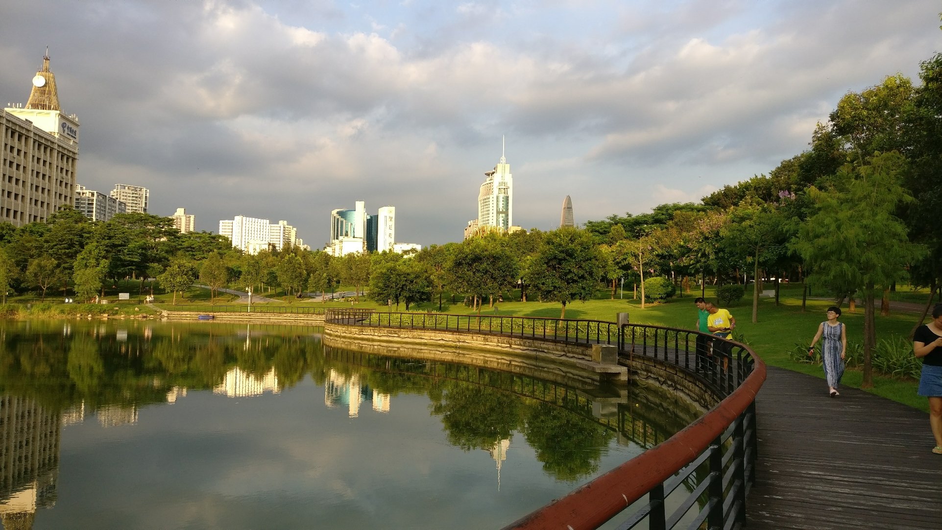 深圳福田区连续6个月蝉联全市环卫指数测评第一(图2)