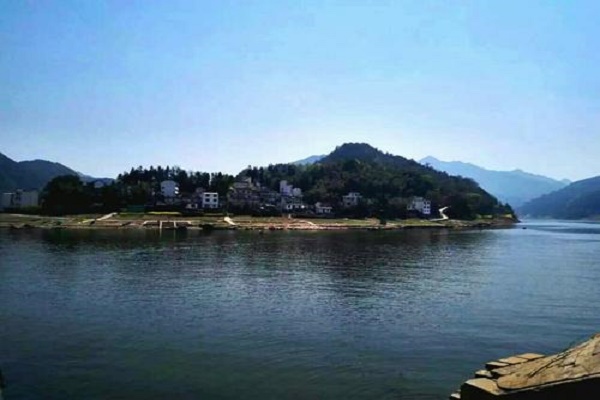 安徽旅游消费调查报告：市场整体良好 尚存低报价之嫌(图1)