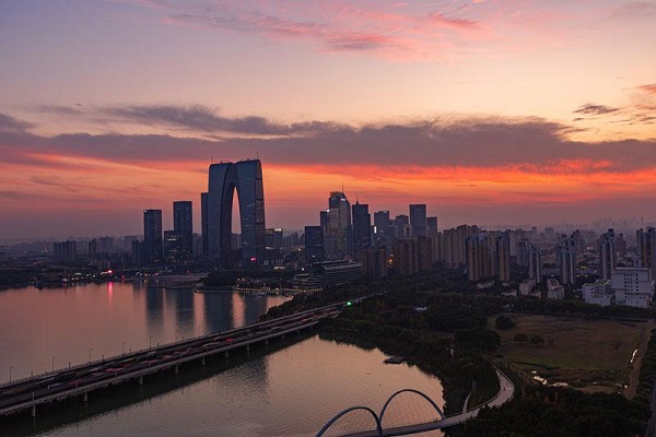 苏州常熟:政务服务24小时“不打烊”(图1) 苏州常熟:政务服务24小时“不打烊”(图1)